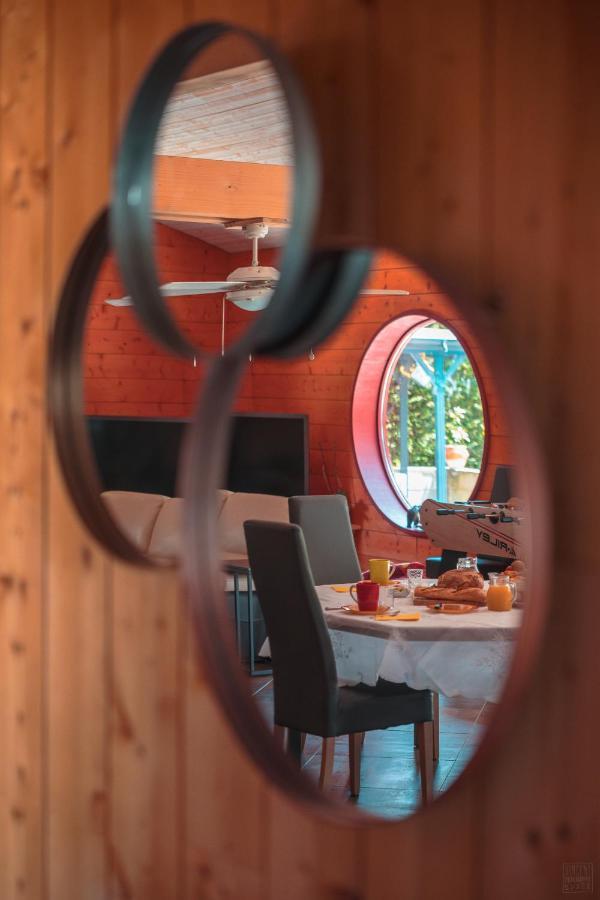 Chambre D'Hotes Neptune Wood Arzens Exterior foto