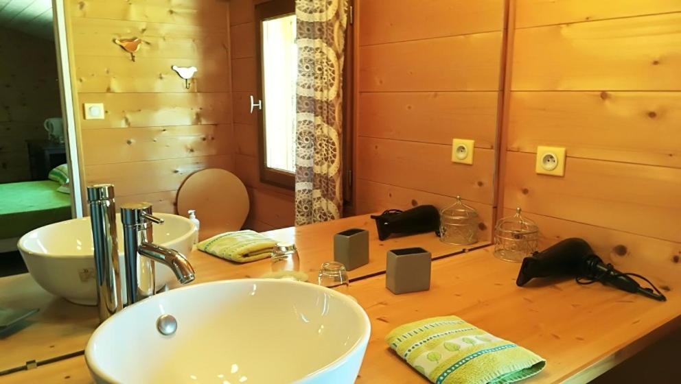 Chambre D'Hotes Neptune Wood Arzens Exterior foto